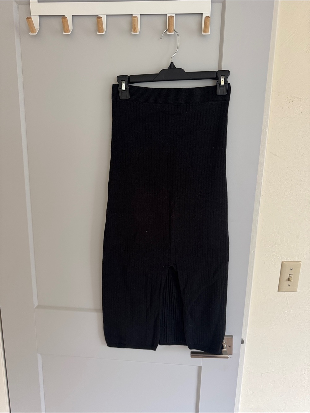 Black Ribbed Knit Midi Skirt with Front Slit
